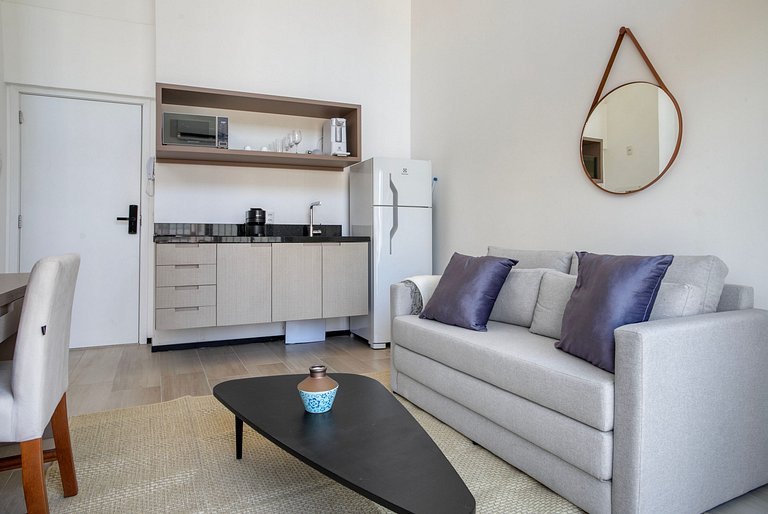 Studio Amplo na R. Cravinhos
