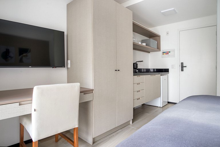 Studio Essencial na R. Cravinhos