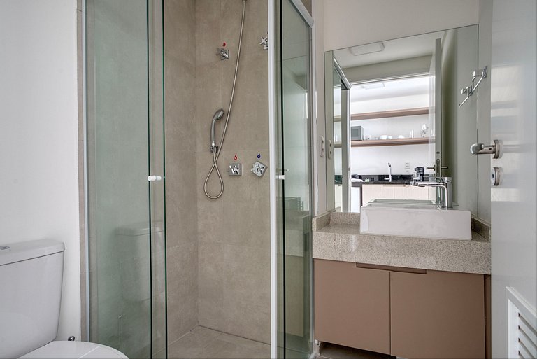 Studio Essencial na R. Cravinhos